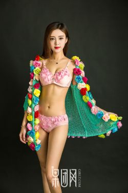加勒比海盗1黑珍珠号的诅咒电影
